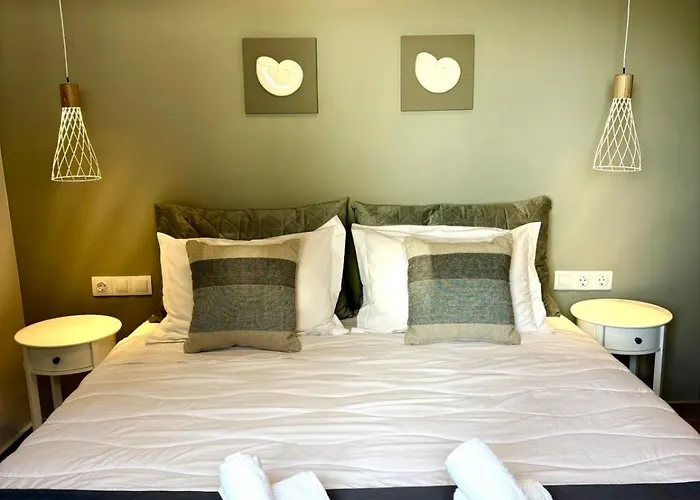 Vicky's Panoramic View * Pelekas