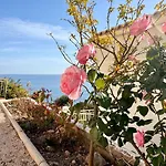 Vicky's Panoramic View Apartamento *