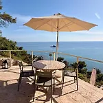 Vicky's Panoramic View Apartamento *